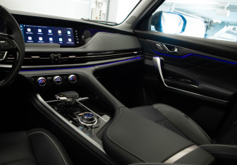 Подержанный автомобиль Changan CS95 2023 года (24 фото)