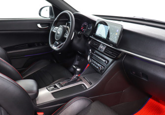 Подержанный автомобиль Kia Optima Sedan 2020 года (9 фото)