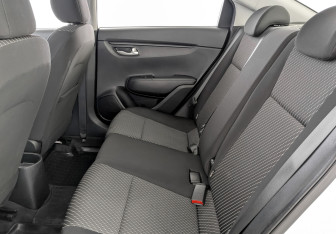 Подержанный автомобиль Kia Rio Sedan 2020 года (12 фото)