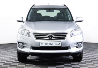 Подержанный автомобиль Toyota RAV4 2012 года (2 фото)