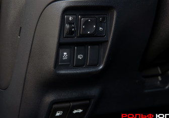 Подержанный автомобиль Nissan Juke 2012 года (13 фото)