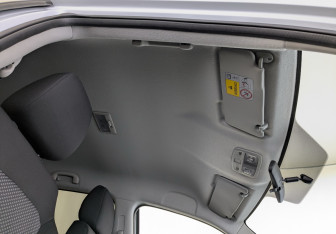 Подержанный автомобиль Suzuki Vitara 2016 года (22 фото)