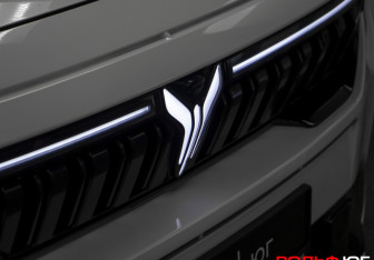 Подержанный автомобиль Voyah Free 2023 года (27 фото)