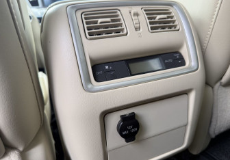 Подержанный автомобиль Infiniti QX60 2019 года (13 фото)