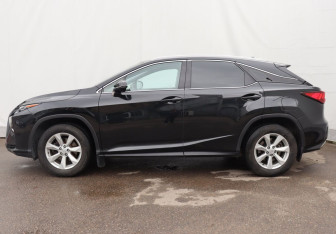 Подержанный автомобиль Lexus RX 2017 года (8 фото)