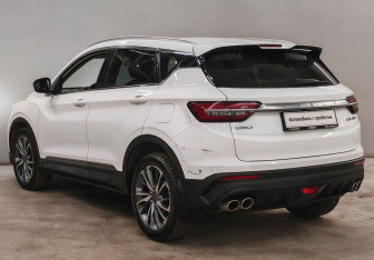Подержанный автомобиль Geely Coolray 2020 года (7 фото)