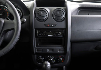 Подержанный автомобиль LADA (ВАЗ) Largus Wagon 2021 года (13 фото)