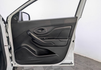 Подержанный автомобиль LADA (ВАЗ) XRAY 2021 года (24 фото)