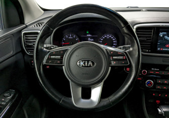Подержанный автомобиль Kia Sportage 2019 года (28 фото)