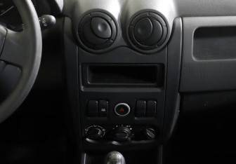 Подержанный автомобиль LADA (ВАЗ) Largus Wagon 2017 года (8 фото)