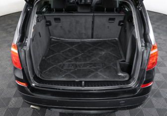 Подержанный автомобиль BMW X3 2013 года (10 фото)