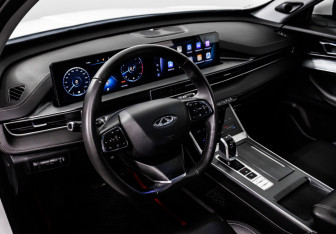 Подержанный автомобиль Chery Tiggo 7 Pro Max 2023 года (12 фото)