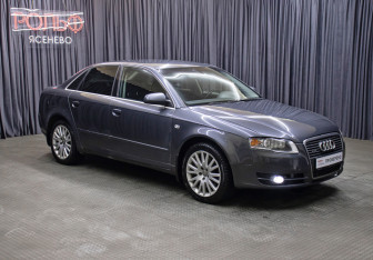 Подержанный автомобиль Audi A4 Sedan 2005 года (3 фото)