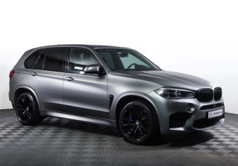 Подержанный автомобиль BMW X5 M 2015 года (3 фото)