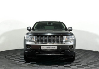 Подержанный автомобиль Jeep Grand Cherokee 2012 года (2 фото)