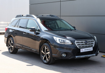 Подержанный автомобиль Subaru Outback Wagon 2017 года (3 фото)