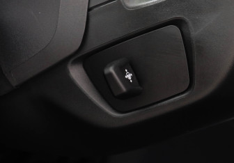 Подержанный автомобиль BMW X5 2024 года (23 фото)