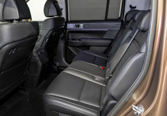 Подержанный автомобиль Hyundai Santa Fe 2024 года (12 фото)