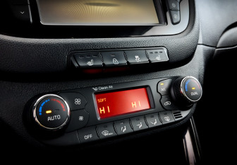 Подержанный автомобиль Kia Ceed Wagon 2017 года (24 фото)