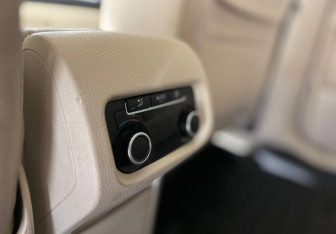 Подержанный автомобиль SEAT Alhambra 2011 года (8 фото)