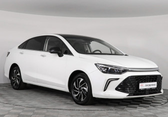 Подержанный автомобиль BAIC U5 Plus 2023 года (3 фото)