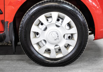 Подержанный автомобиль Chevrolet Spark 2007 года (18 фото)