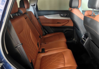 Подержанный автомобиль Chery Tiggo 8 Pro Max 2023 года (11 фото)