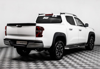 Подержанный автомобиль Changan Hunter Plus 2024 года (5 фото)