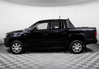 Подержанный автомобиль Volkswagen Amarok 2010 года (8 фото)