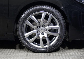 Подержанный автомобиль Lexus ES 2018 года (26 фото)