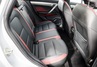 Подержанный автомобиль Geely Coolray 2021 года (13 фото)