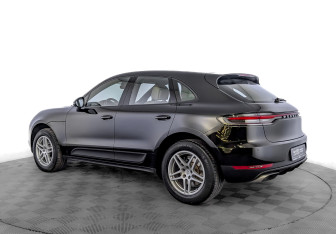 Подержанный автомобиль Porsche Macan 2020 года (7 фото)
