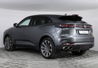 Подержанный автомобиль Changan UNI-K 2023 года (7 фото)