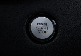 Подержанный автомобиль Kia Stinger 2021 года (23 фото)