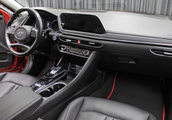 Подержанный автомобиль Hyundai Sonata 2019 года (11 фото)