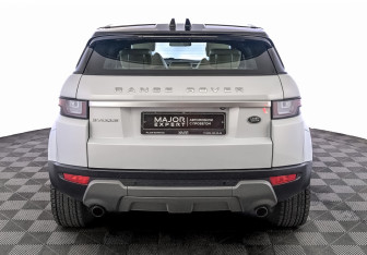 Подержанный автомобиль Land Rover Range Rover Evoque 2015 года (6 фото)
