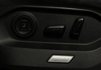 Подержанный автомобиль Volkswagen Touareg 2019 года (15 фото)