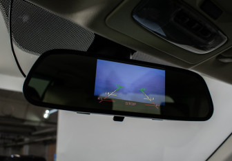 Подержанный автомобиль Land Rover Freelander 2011 года (17 фото)