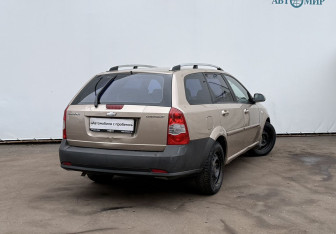 Подержанный автомобиль Chevrolet Lacetti Wagon 2007 года (5 фото)