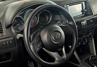 Подержанный автомобиль Mazda CX-5 2011 года (12 фото)