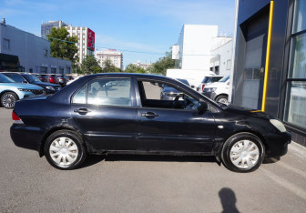 Подержанный автомобиль Mitsubishi Lancer Sedan 2006 года (4 фото)