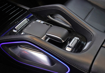 Подержанный автомобиль Mercedes-Benz GLE 2019 года (19 фото)