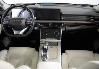 Подержанный автомобиль Exeed VX 2021 года (12 фото)