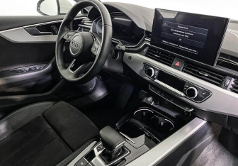 Подержанный автомобиль Audi A5 Liftback 2021 года (9 фото)