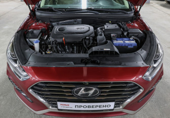 Подержанный автомобиль Hyundai Sonata 2017 года (9 фото)