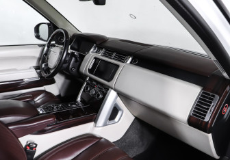 Подержанный автомобиль Land Rover Range Rover 2013 года (11 фото)