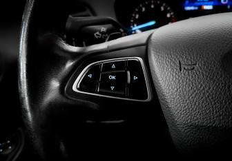 Подержанный автомобиль Ford Kuga 2017 года (26 фото)