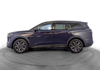 Новый Hongqi HS7 2025 (3 фото)