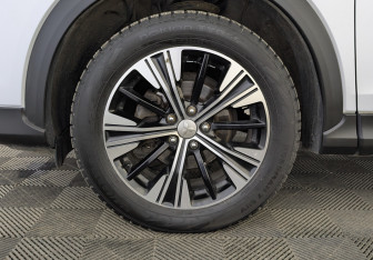 Подержанный автомобиль Mitsubishi Eclipse Cross 2021 года (12 фото)