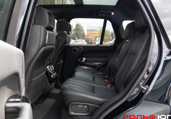 Подержанный автомобиль Land Rover Range Rover 2014 года (8 фото)